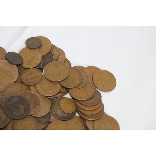 804 - LARGE QUANTITY OF BRITISH COPPER COINAGE INCLUDING ANTIQUE