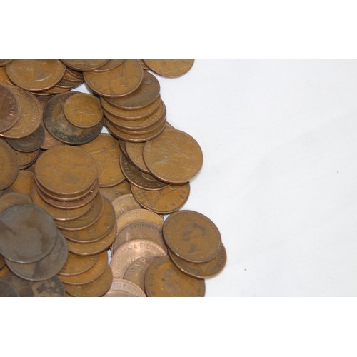 804 - LARGE QUANTITY OF BRITISH COPPER COINAGE INCLUDING ANTIQUE