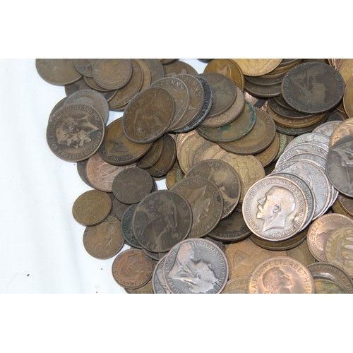 804 - LARGE QUANTITY OF BRITISH COPPER COINAGE INCLUDING ANTIQUE