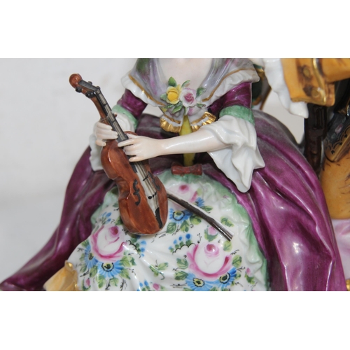 644 - ANTIQUE PORCELAIN MAN AND WOMEN FIGURE 
24 X 22CM