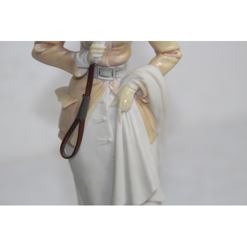 646 - VINTAGE BRUNO MERLI CAPODIMONTE FIGURINE 
35CM