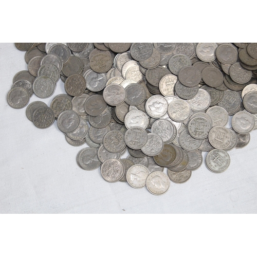 805 - QUANTITY OF POST 1946 SIX PENNY PIECES