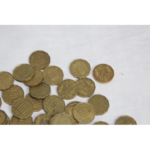 806 - QUANTITY OF VINTAGE THREE PENNY PIECES