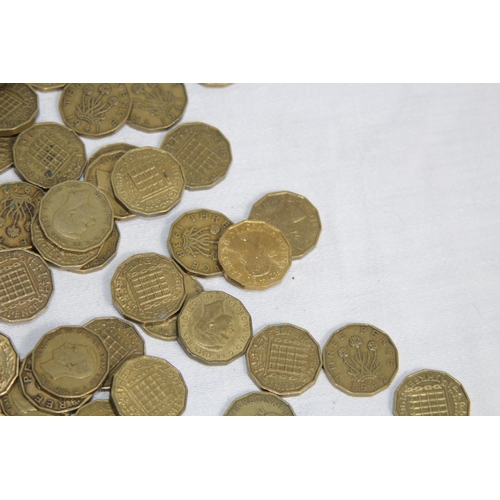 806 - QUANTITY OF VINTAGE THREE PENNY PIECES