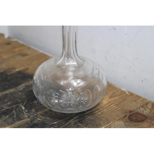 166 - QUANTITY OF DECANTERS x4