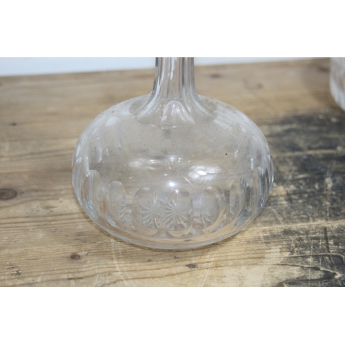 166 - QUANTITY OF DECANTERS x4