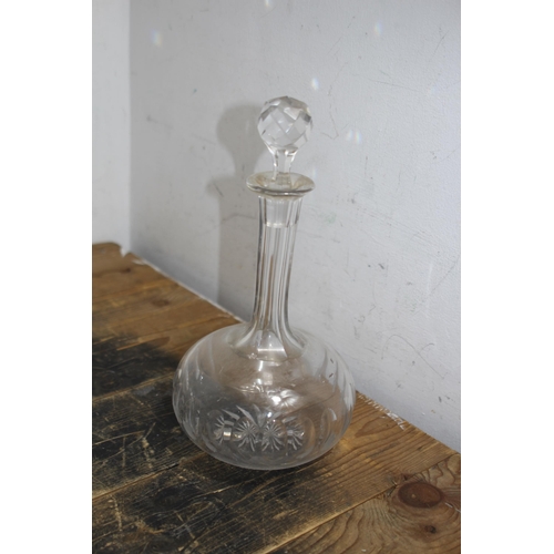 166 - QUANTITY OF DECANTERS x4