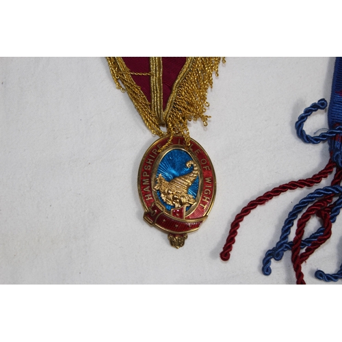 283 - TWO VINTAGE LEATHER CASES WITH MASONIC JEWELLED COLLARS, APRONS, EPHEMERA AND SELECTION OF MASONIC M... 