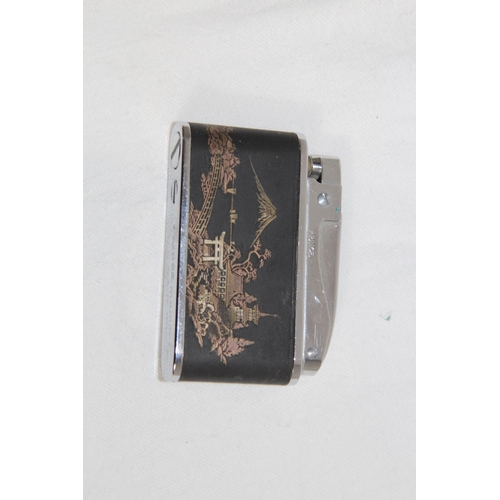 284 - ORIENTAL THEMED VINTAGE MUSICAL LIGHTER BY PRINCE, PAT NO. 2347541-2 AND OTHER SMOKING RELATED ITEMS