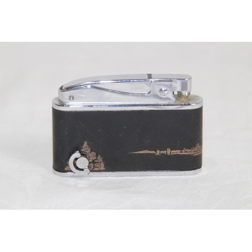 284 - ORIENTAL THEMED VINTAGE MUSICAL LIGHTER BY PRINCE, PAT NO. 2347541-2 AND OTHER SMOKING RELATED ITEMS