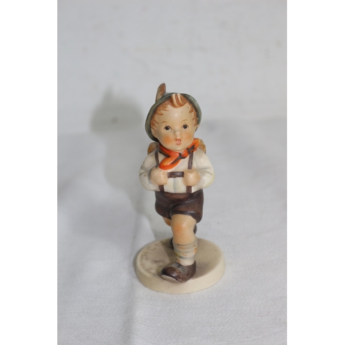 212 - FOUR INTERESTING FIGURES INCLUDING GOBEL
20CM