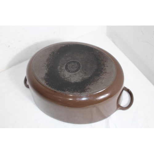 310 - LE CREUSET CASSEROLE DISH SIZE E