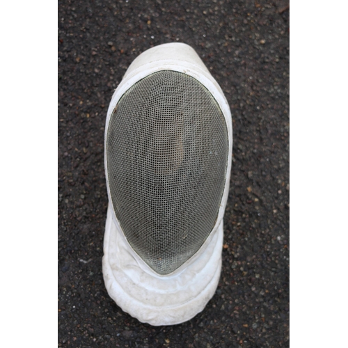 360 - QUANTITY OF FENCING FOILS AND MASK