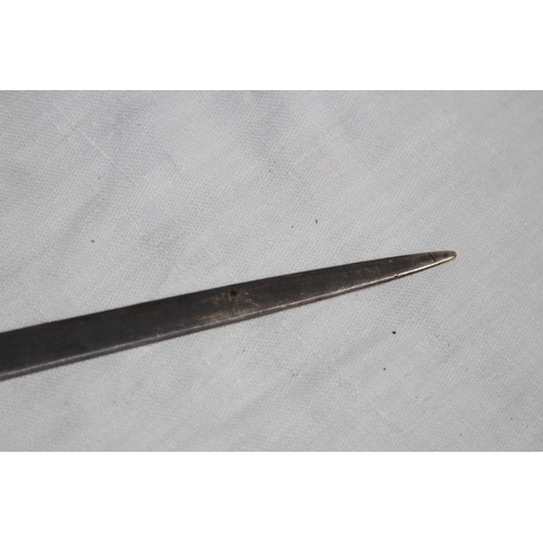 889 - LARGE CRESTED, GEORGIAN SILVER MEAT SKEWER, LONDON 1772, 111 GRAMS