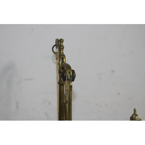 319 - VINTAGE LETTER SCALES 
43 X 30CM