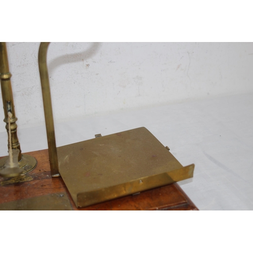 319 - VINTAGE LETTER SCALES 
43 X 30CM