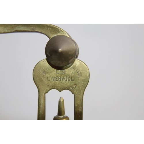 319 - VINTAGE LETTER SCALES 
43 X 30CM