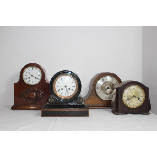 323 - FOUR VINTAGE CLOCKS 
28 X 24 X 12CM