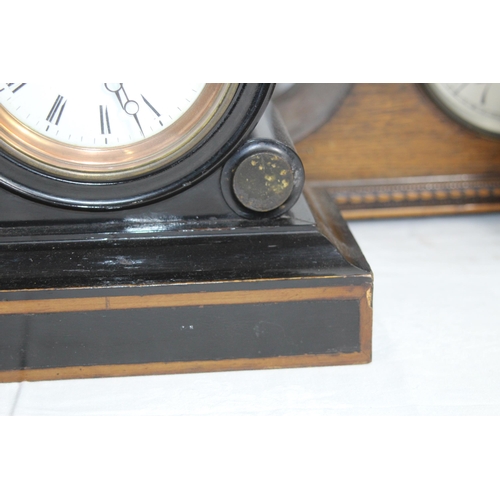 323 - FOUR VINTAGE CLOCKS 
28 X 24 X 12CM