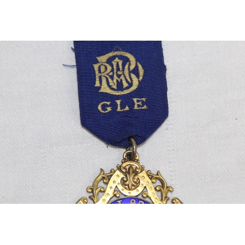 567 - SILVER & ENAMEL MASONIC BUFFALO MEDAL/JEWEL, BIRMINGHAM 1920, 1925-26 INSCRIPTION, 32 GRAMS INC RIBB... 