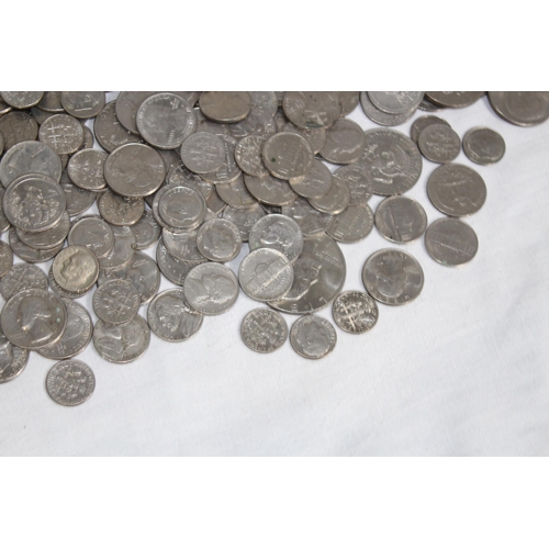 810 - $100 DOLLARS IN BANKNOTES AND COINS