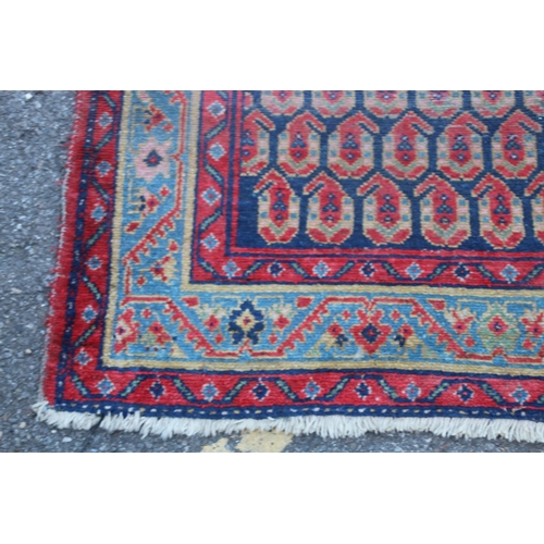 159 - EASTERN RUG
280 x 160cm