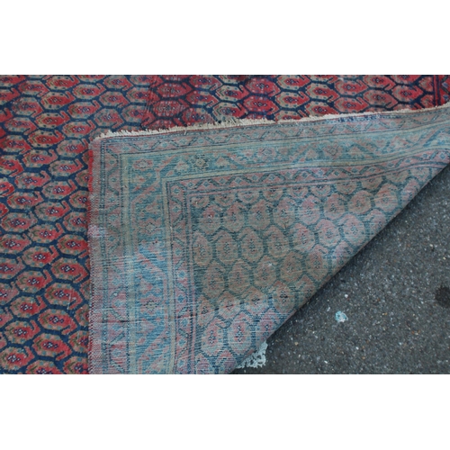 159 - EASTERN RUG
280 x 160cm
