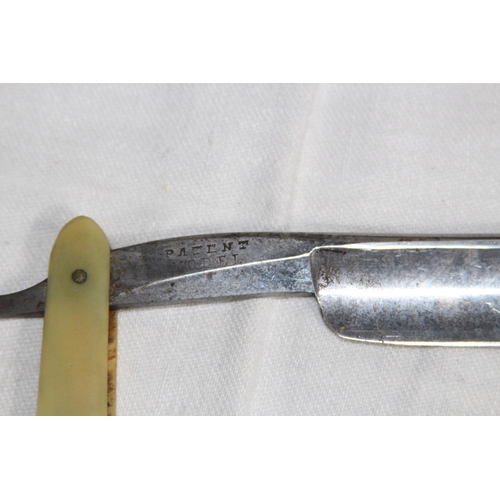 722 - QUANTITY OF VINTAGE CUT THROAT RAZORS