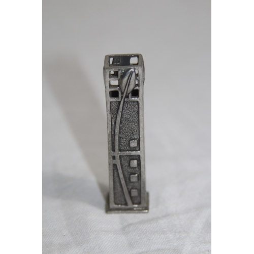 729 - QUANTITY OF DANISH MINIATURES