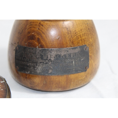 730 - VINTAGE WOODEN INKWELL AND STONE MASONS MALLET
