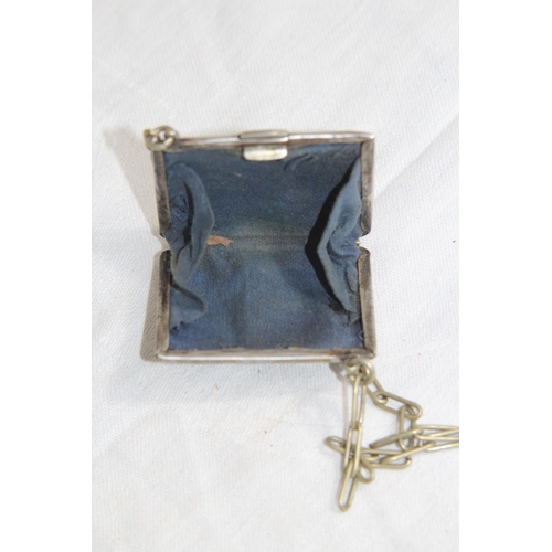732 - SMALL ANTIQUE PURSE