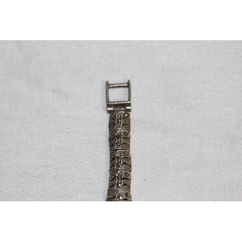 852 - VINTAGE SILVER COCKTAIL WATCH