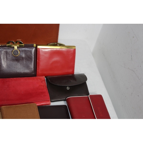 328 - LARGE QUANTITY OF LEATHER PURSES ETC