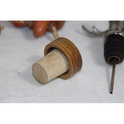 336 - QUANTITY OF INTERESTING DRINKS EPHEMERA