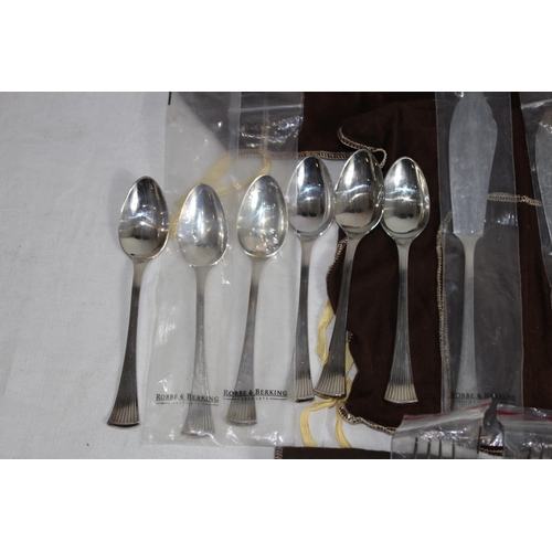 351 - QUANTITY OF ROBBE AND BERKINS CUTLERY