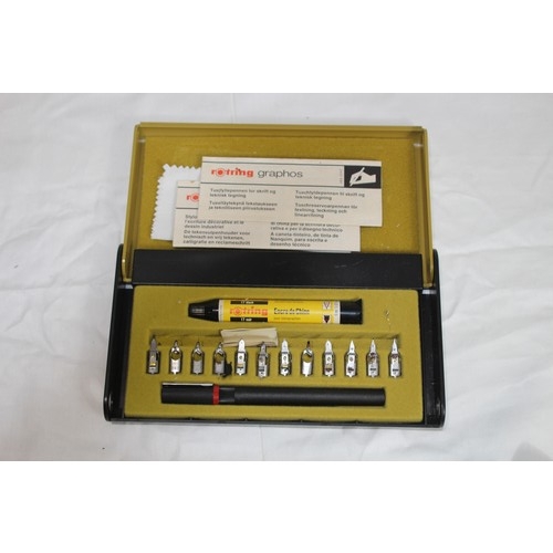 263 - WRITING AND DRAWING SET WITH ACCESSORIES