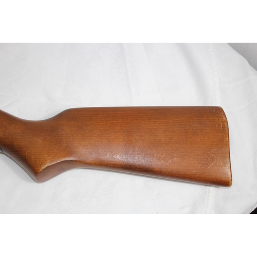 601 - RELUM TAURUS .22 CAL AIR RIFLE