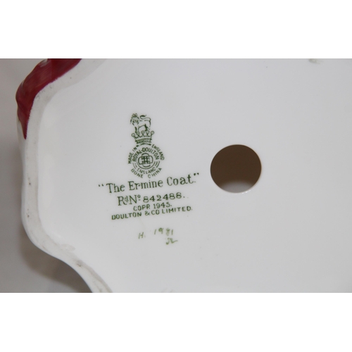 659 - ROYAL DOULTON THE ERMINE COAT FIGURINE 
18CM