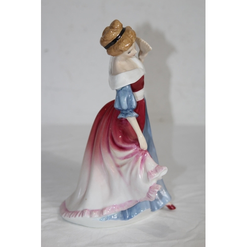 662 - ROYAL DOULTON AMY FIGURINE
20CM