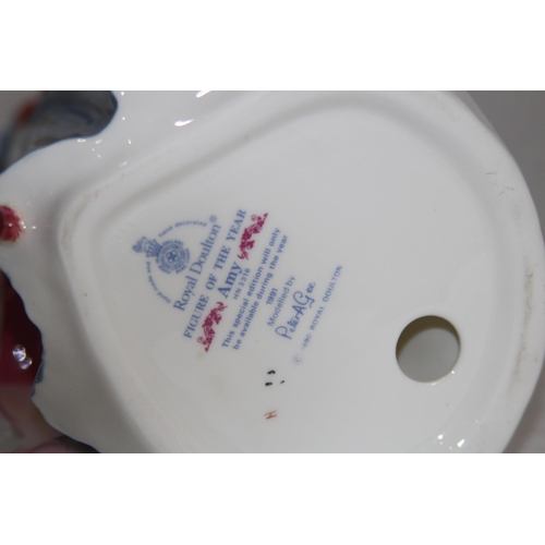 662 - ROYAL DOULTON AMY FIGURINE
20CM