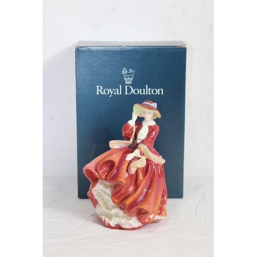 663 - ROYAL DOULTON TOP O' THE HILL FIGURINE
21CM