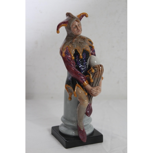 667 - ROYAL DOULTON THE JESTER FIGURINE
24CM