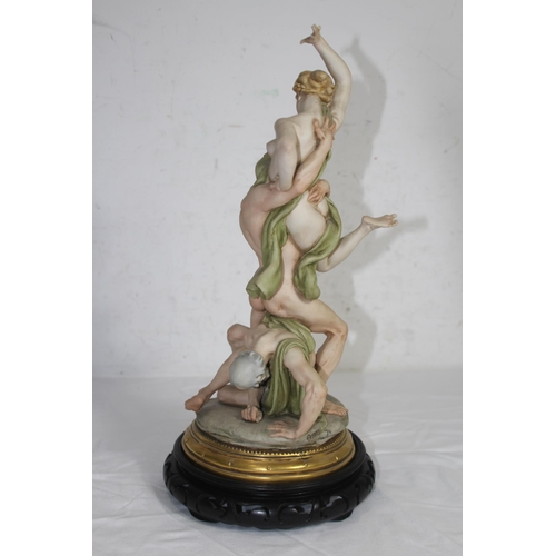 673 - CAPO DI MONTE RAPE OF THE SABINES FIGURES
42CM