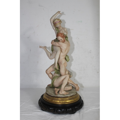 673 - CAPO DI MONTE RAPE OF THE SABINES FIGURES
42CM