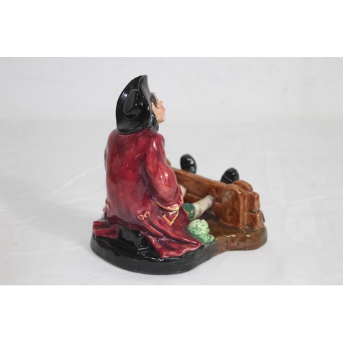676 - ROYAL DOULTON IN THE STOCKS FIGURINE
14 X 14CM