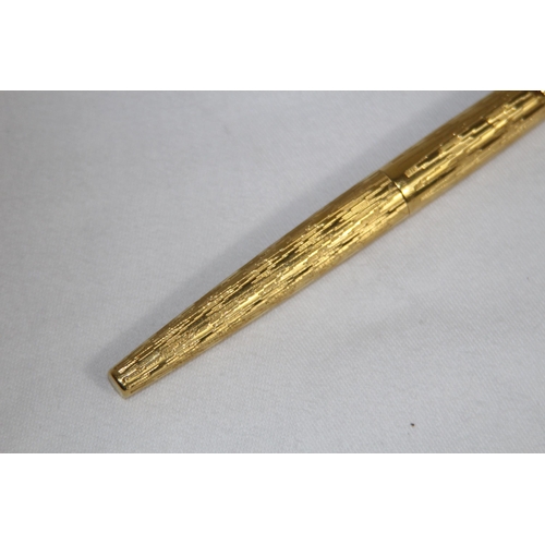 733 - 14CT GOLD NIB SHEAFER FOUNTAIN PEN