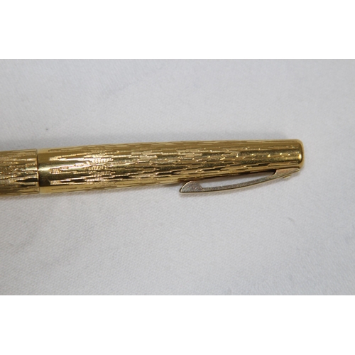 733 - 14CT GOLD NIB SHEAFER FOUNTAIN PEN