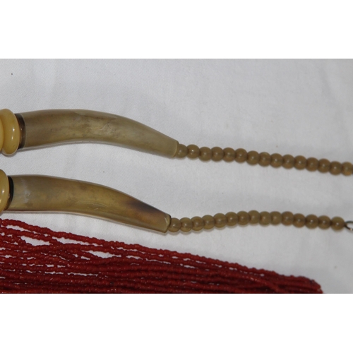 738 - QUANTITY OF GOOD VINTAGE AND MODERN COSTUME NECKLACES