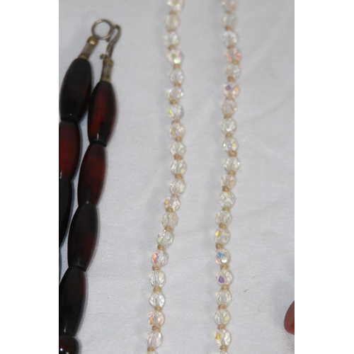 740 - QUANTITY OF GOOD VINTAGE AND MODERN COSTUME NECKLACES