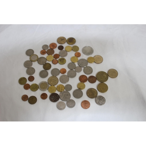 818 - QUANTITY OF COINS